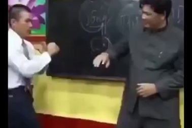 Nội công thâm hậu của võ sư Huỳnh Tuấn Kiệt