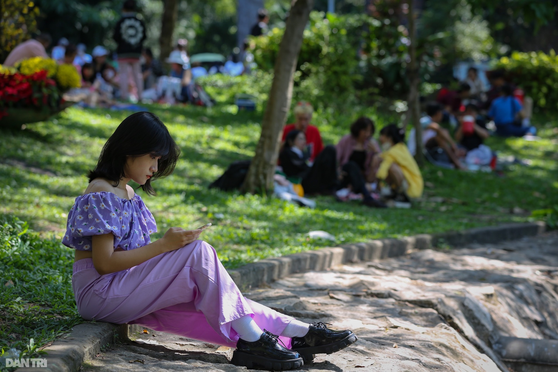 Hàng chục nghìn du khách tham quan, cắm trại ở Thảo cầm viên Sài Gòn - 10