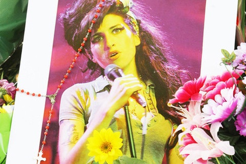 Lễ tang Amy Winehouse sẽ diễn ra hôm nay