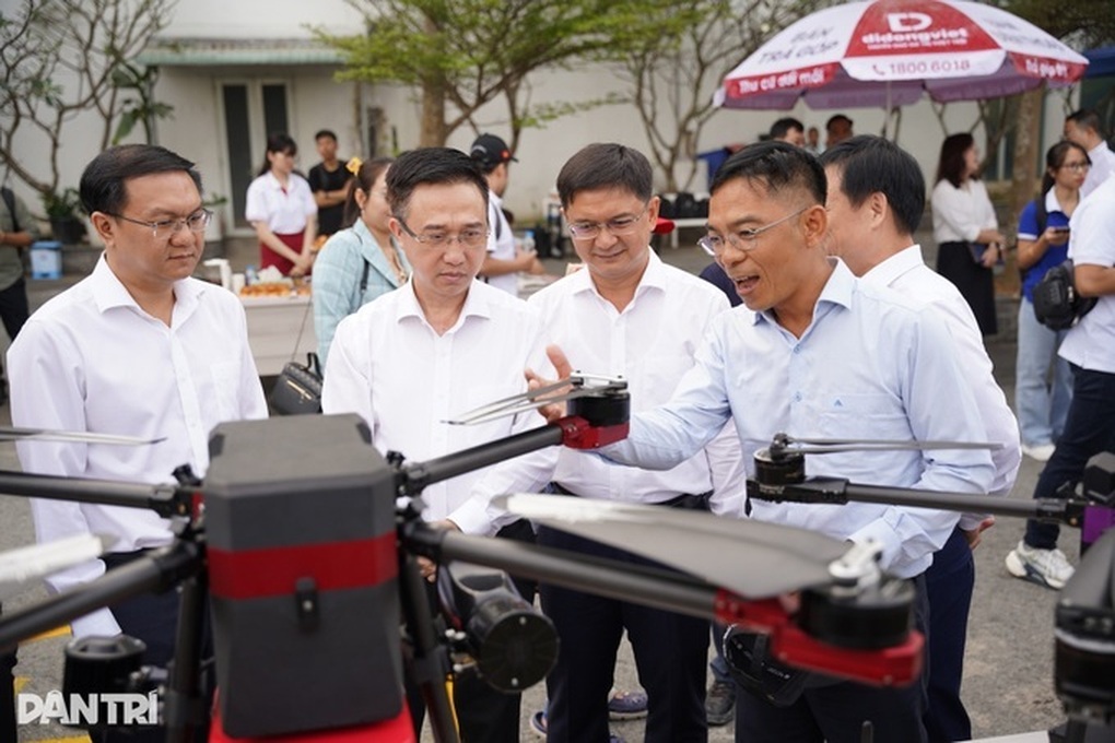 Đãi ngộ của TPHCM với chuyên gia, kiến trúc sư trưởng và tài năng đặc biệt - 1