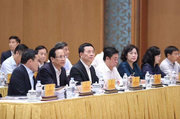 Thủ tướng đề nghị các cơ quan của Đảng, Quốc hội, Mặt trận Tổ quốc Việt Nam, các tổ chức chính trị-xã hội phối hợp chặt chẽ, có hiệu quả với Chính phủ, các cấp chính quyền tổ chức triển khai QHTTQG - Ảnh: VGP/Nhật Bắc.

