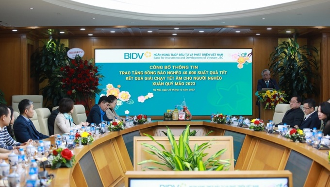 Đây là năm thứ 15 liên tiếp, cán bộ công nhân viên BIDV đóng góp tâm sức thực hiện chương trình vì cộng đồng giàu ý nghĩa này.