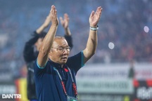 Báo Hàn Quốc háo hức chờ HLV Park Hang Seo nâng cúp vô địch