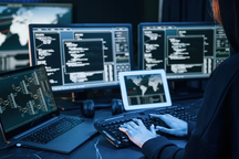 Nhóm hacker khét tiếng tuyên bố quay trở lại, dù các thủ lĩnh bị bắt giữ