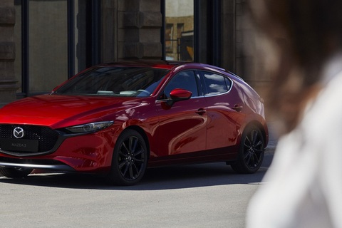 Mazda3 thế hệ mới chính thức ra mắt với động cơ không bugi