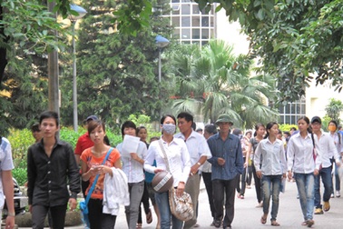 16 thí sinh bị đình chỉ thi trong buổi thi sáng nay