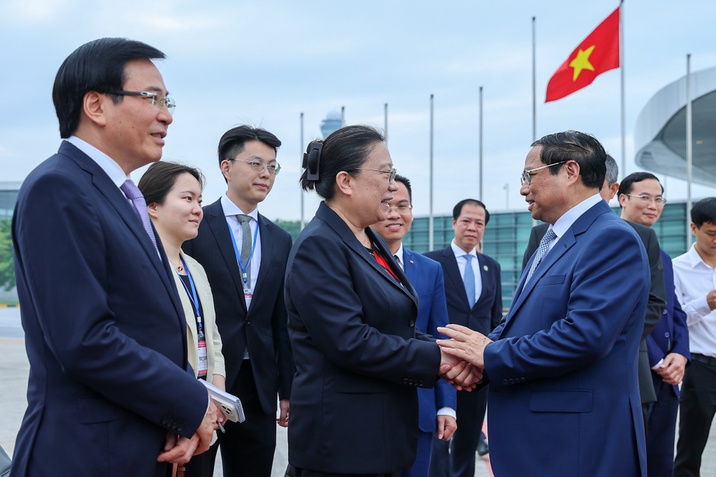 Thủ tướng đến Quảng Tây tham dự các hoạt động giữa ASEAN và Trung Quốc - 4 Thủ tướng đến Quảng Tây tham dự các hoạt động giữa ASEAN và Trung Quốc - 4