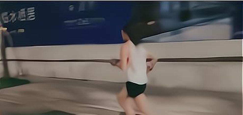 Cãi thua vợ, chàng rể chạy bộ 30km về nhà ngoại mách tội - 2 Cãi thua vợ, chàng rể chạy bộ 30km về nhà ngoại mách tội - 2
