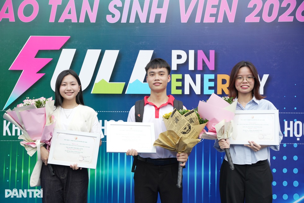 Thủ khoa ngành y học cổ truyền tiết lộ mục tiêu đầu ra sau 6 năm học - 1