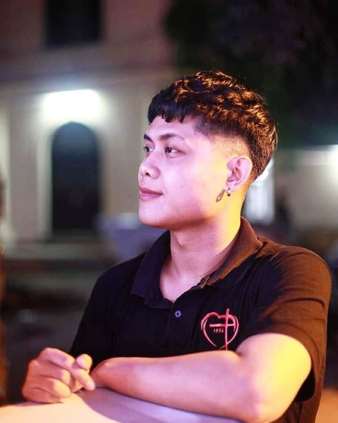 Bạn trẻ kiếm tiền dịp Tết: Tranh thủ vớt vát ngày cuối năm - 4 Bạn trẻ kiếm tiền dịp Tết: Tranh thủ vớt vát ngày cuối năm - 4