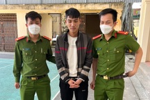 Thanh niên táo tợn cướp vàng trên tay chủ tiệm