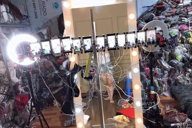 Nở rộ trào lưu livestream bán hàng - người tiêu dùng mất gì?