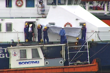 Sửa chữa 2 tàu Cảnh sát biển bị tàu Trung Quốc đâm hỏng