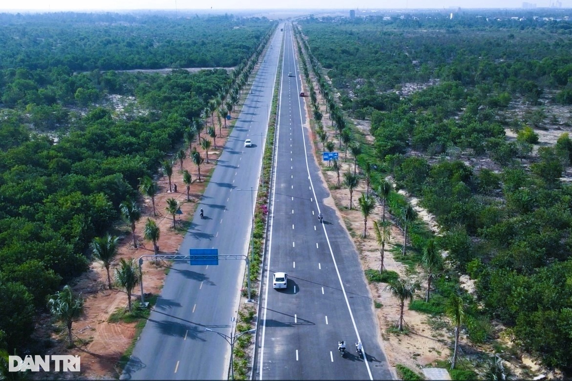 Đà Nẵng có 2 di sản văn hóa thế giới, 2 sân bay và 3 cảng biển sau sáp nhập - 4 Đà Nẵng có 2 di sản văn hóa thế giới, 2 sân bay và 3 cảng biển sau sáp nhập - 4