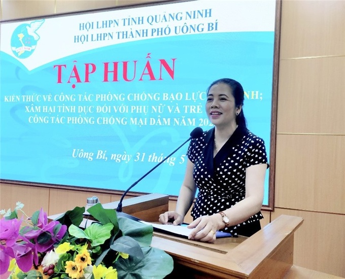 Một buổi tập huấn về công tác phòng, chống TNXH và tệ nạn mại dâm do Hội LHPN TP Uông Bí tổ chức ngày 31/5/2022

