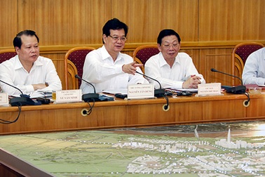 Thủ tướng yêu cầu bảo đảm tiến độ trục Nhật Tân - Nội Bài
