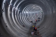 Hình ảnh đường hầm metro dài 4km được đào thông dưới lòng đất giữa Thủ đô