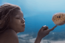 Phản ứng trái chiều với "Nàng tiên cá" phiên bản da màu bị chê kém sắc