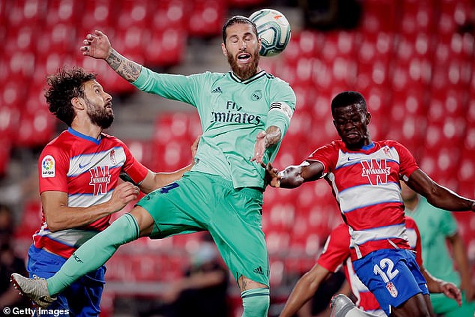 Benzema lập công, Real Madrid tiến gần đến chức vô địch La Liga - 6 Benzema lập công, Real Madrid tiến gần đến chức vô địch La Liga - 6