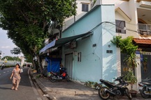 Nhà siêu mỏng, siêu méo lại xuất hiện tại TPHCM