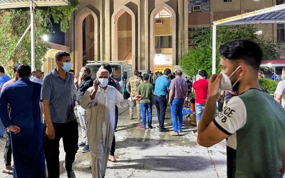 Cháy bệnh viện điều trị Covid-19 ở Baghdad, gần 30 người chết thảm - 1 Cháy bệnh viện điều trị Covid-19 ở Baghdad, gần 30 người chết thảm - 1