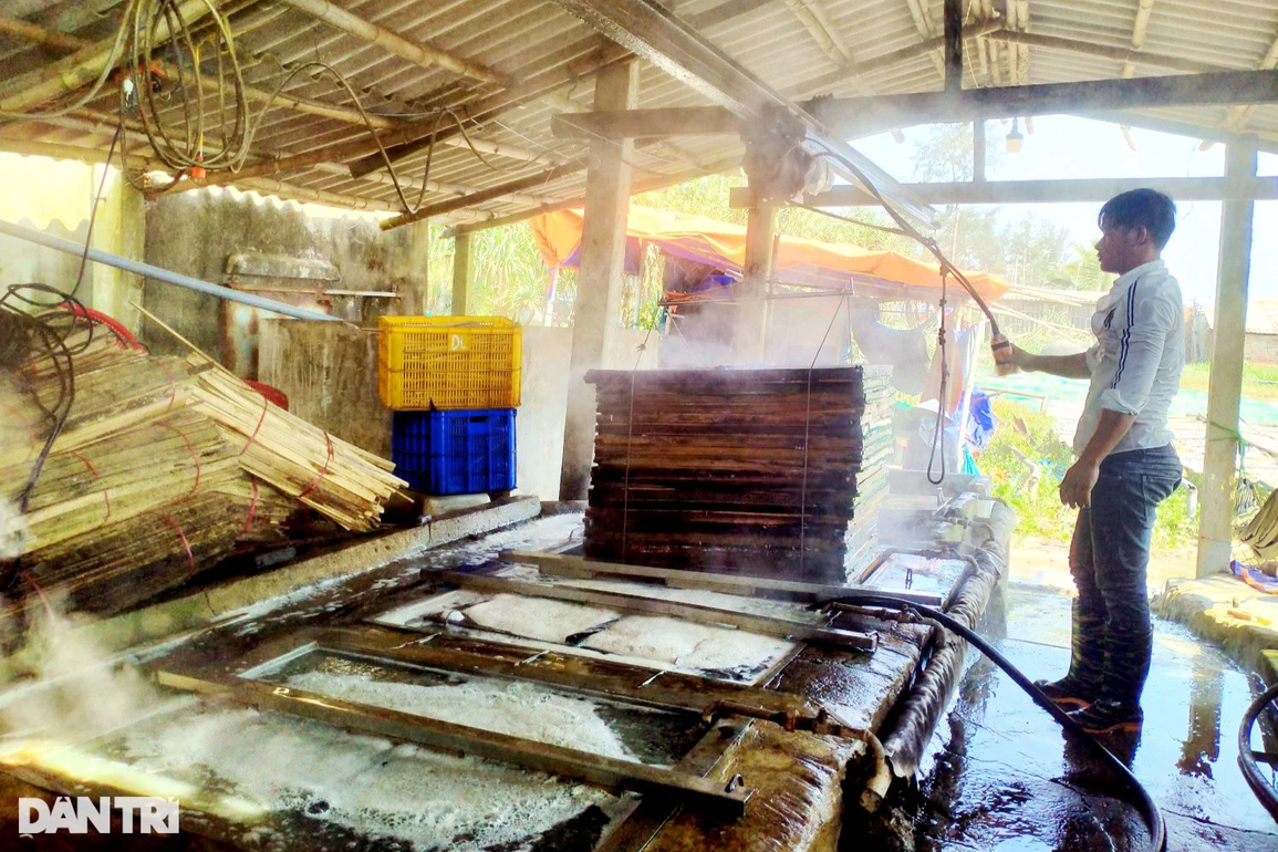 Nghề chồng bỏ, chồng chê, tất bật ngày đêm vẫn không hết việc - 4 Nghề chồng bỏ, chồng chê, tất bật ngày đêm vẫn không hết việc - 4