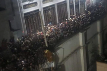 Giẫm đạp khi phát tiền từ thiện ở Yemen, ít nhất 85 người chết