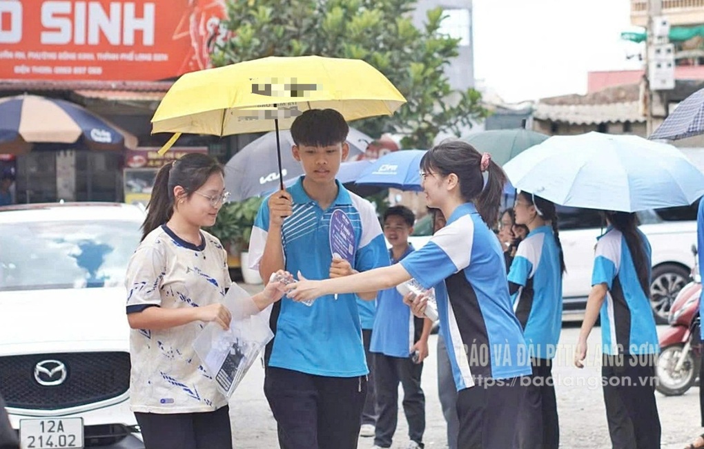 Khơi dậy khát vọng cống hiến - 1