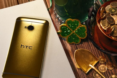 HTC "cho không" phiên bản bọc vàng 24k của smartphone cách đây 4 năm