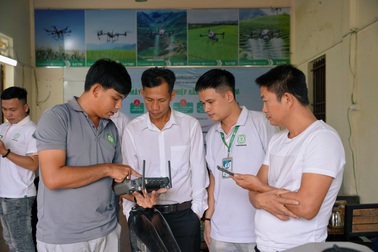 Ra mắt trung tâm dịch vụ máy bay nông nghiệp chính hãng đầu tiên tại Nghệ An