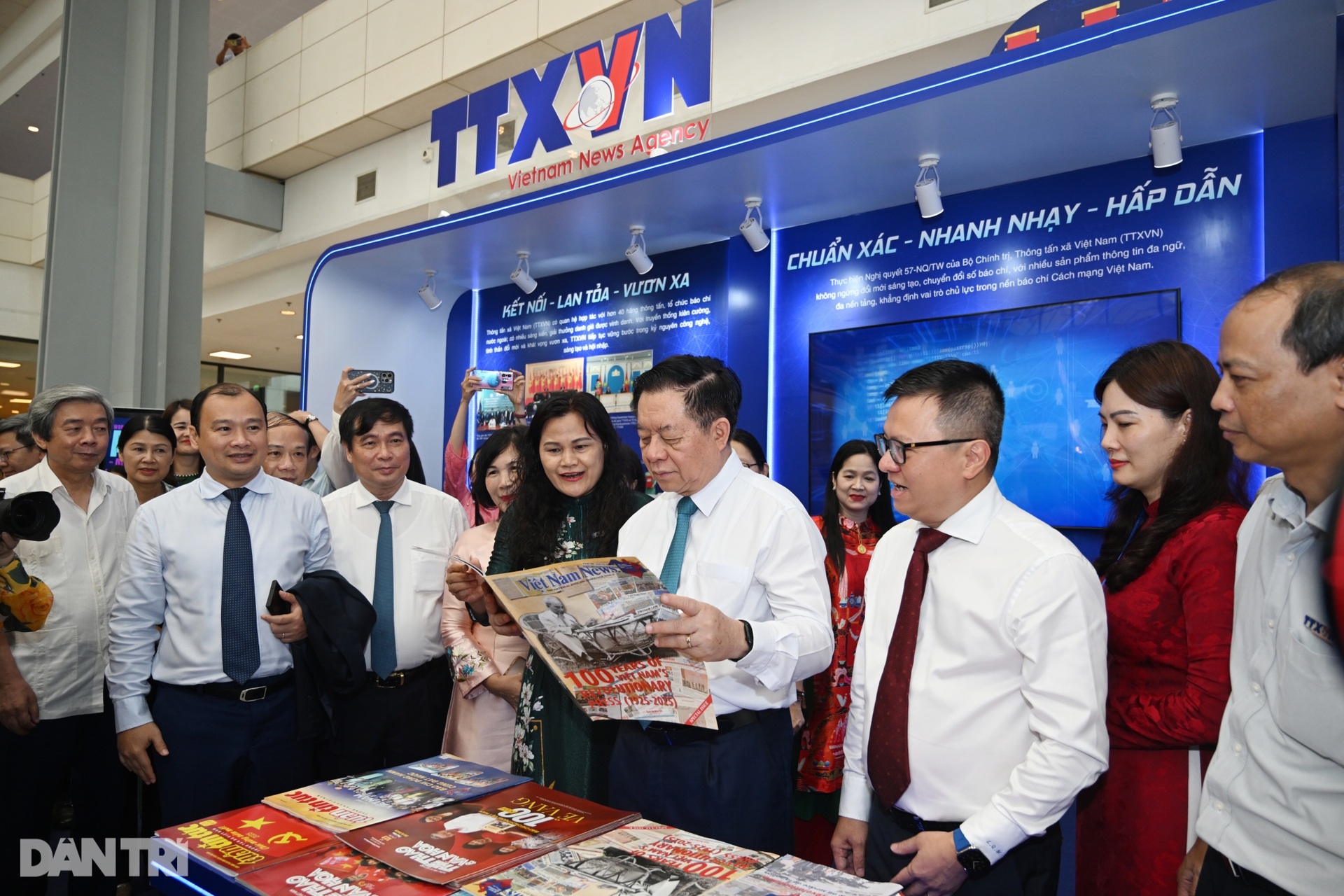 Toàn cảnh Lễ khai mạc Hội báo toàn quốc 2025 - 8 Toàn cảnh Lễ khai mạc Hội báo toàn quốc 2025 - 8