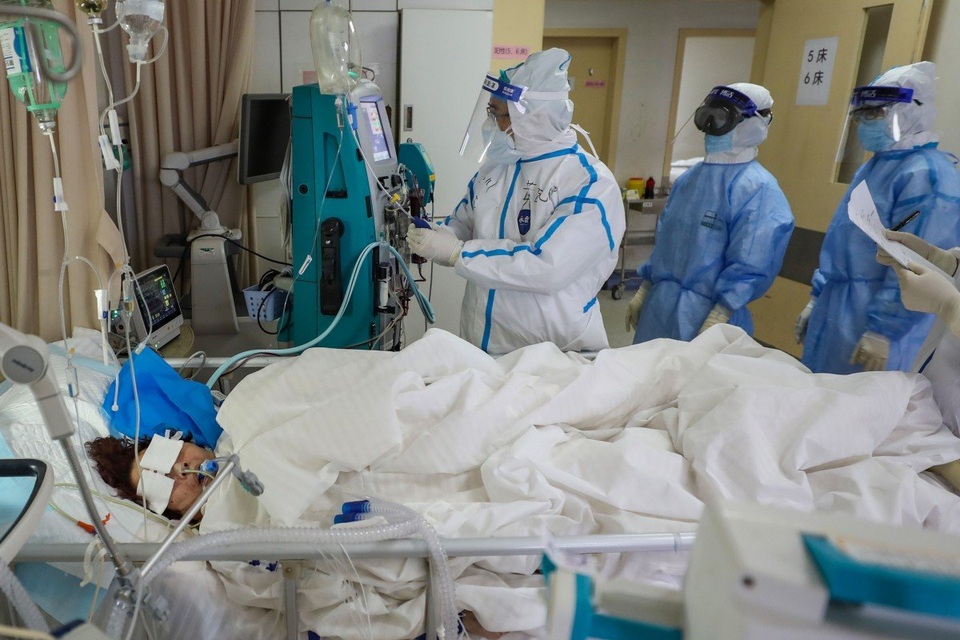 Chuyên gia: Người trẻ có nguy cơ cao tái nhiễm virus corona hậu điều trị - 1 Chuyên gia: Người trẻ có nguy cơ cao tái nhiễm virus corona hậu điều trị - 1