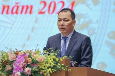 Lãnh đạo EVN, Petrolimex hứa không để thiếu điện, xăng dầu