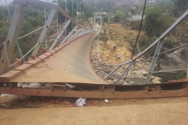 Neo, căng lại cầu treo Chu Va trước khi tiến hành tháo dỡ