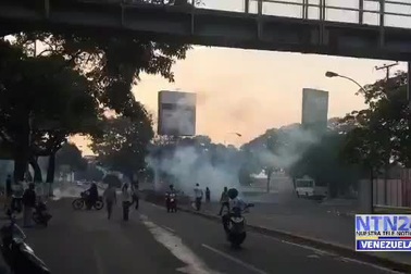 Venezuela nói phe đối lập đang tiến hành đảo chính