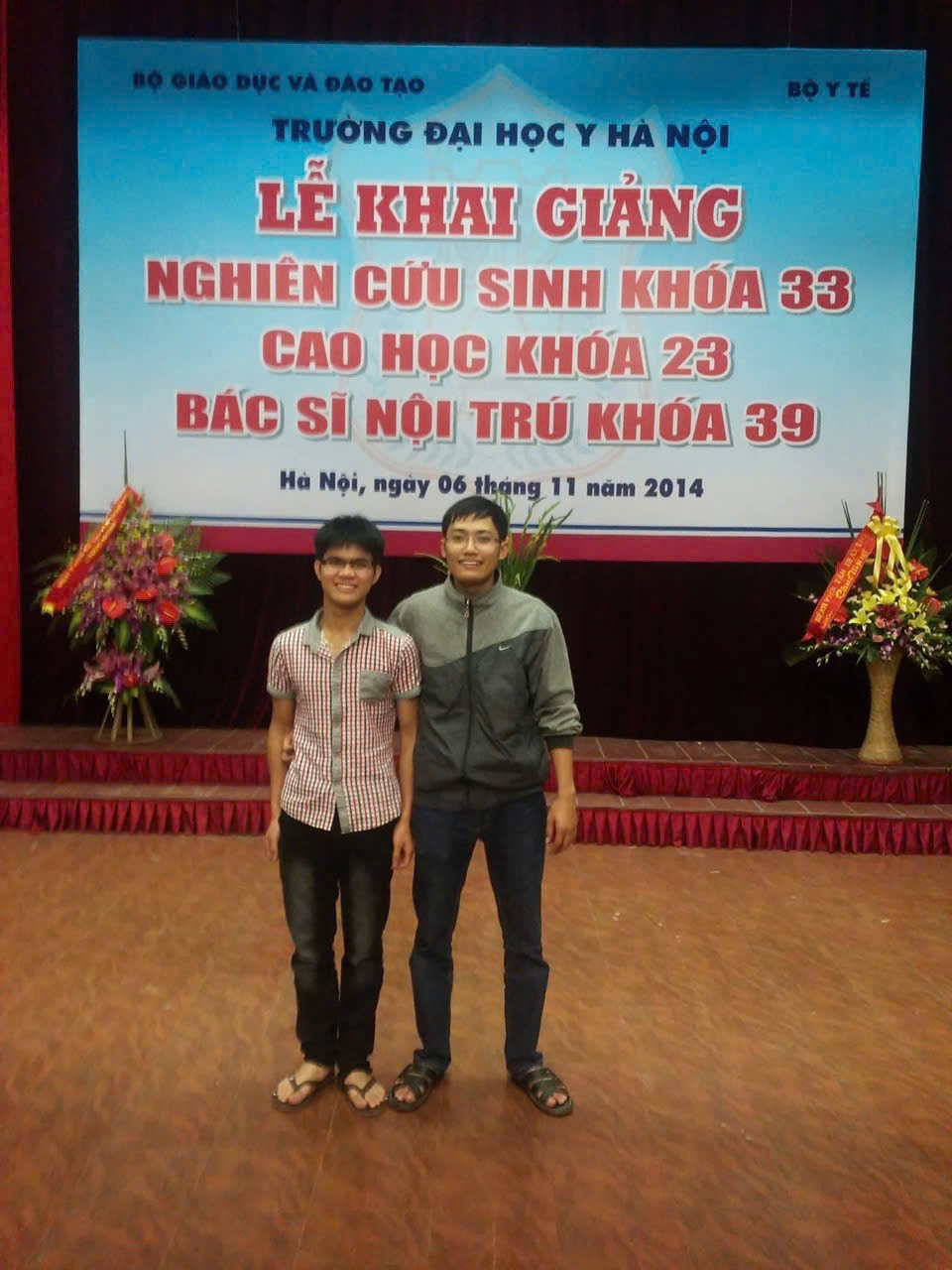 Bác sĩ nội trú kể chuyện lò luyện nghề, ngày tốt nghiệp tóc còn một nửa - 2