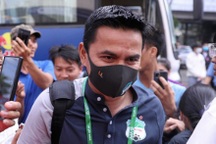 Báo Thái Lan: "Kiatisuk gặp khó vì đụng cao thủ từng đoạt cúp C1 châu Âu"