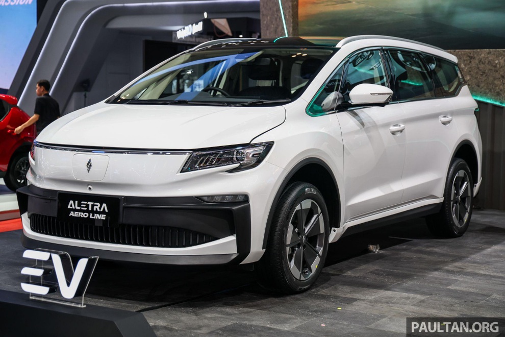 Hãng xe Indonesia tung MPV điện đối đầu BYD M6, sạc đầy đi được 540km - 1 Hãng xe Indonesia tung MPV điện đối đầu BYD M6, sạc đầy đi được 540km - 1