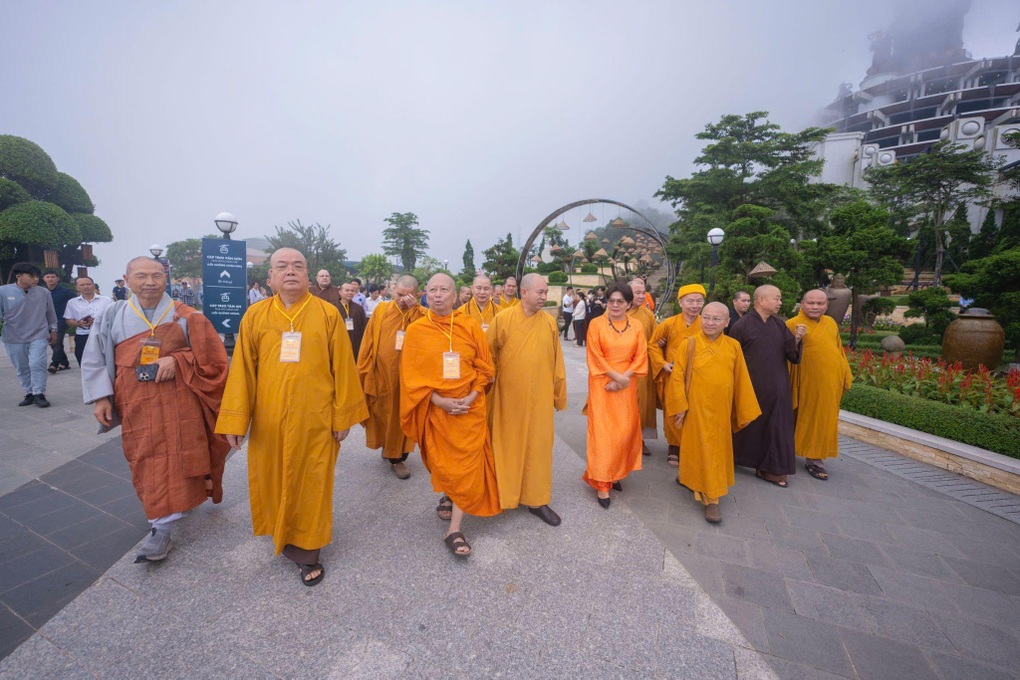 Núi Bà Đen đón đoàn đại biểu ICDV tham quan và thảo luận về Đại lễ Vesak 2025 - 4 Núi Bà Đen đón đoàn đại biểu ICDV tham quan và thảo luận về Đại lễ Vesak 2025 - 4