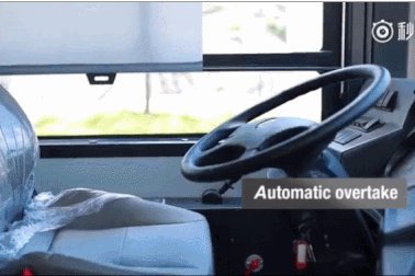 Xe buýt điện không người lái đầu tiên trên thế giới