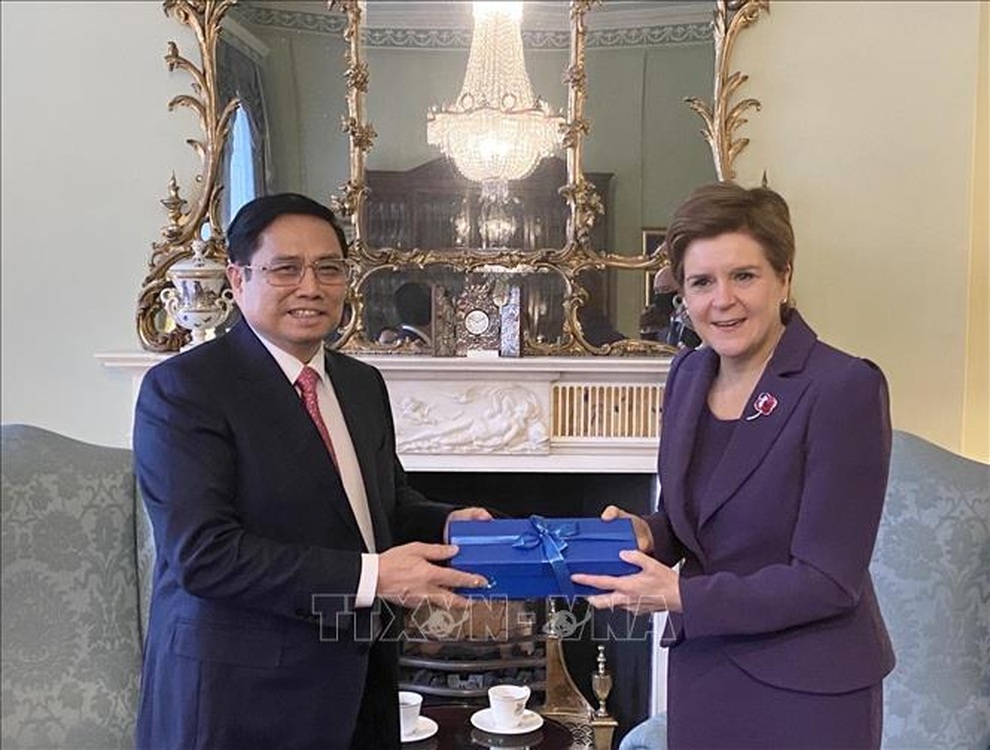 Thủ tướng Phạm Minh Chính gặp Thủ hiến Scotland Nicola Sturgeon - 1 Thủ tướng Phạm Minh Chính gặp Thủ hiến Scotland Nicola Sturgeon - 1