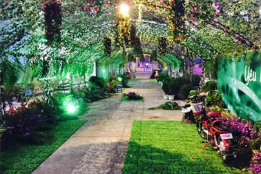 Cận cảnh “vườn tình yêu” lãng mạn nhất ngày Valentine tại Hà Nội