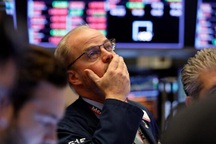 Chứng khoán Mỹ lại đỏ sàn sau báo cáo việc làm của nền kinh tế số 1