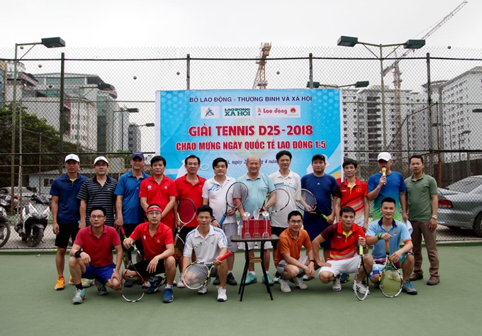 Giải Tennis Molisa Open với sự tham gia của 18 VĐV là cán bộ, công nhân viên chức thuộc các đơn vị trong bộ và đông đảo cổ động viên...