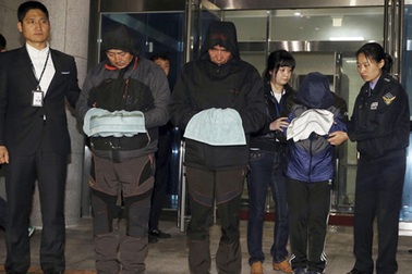 Hàn Quốc mở rộng cuộc điều tra thảm họa chìm phà