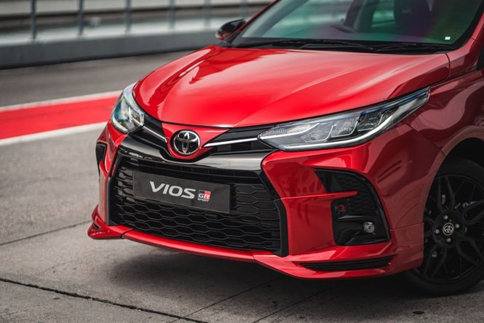 Toyota Vios có thêm phiên bản thể thao GR-S - 9 Toyota Vios có thêm phiên bản thể thao GR-S - 9