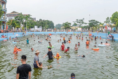 Hà Nội: Người dân ủng hộ 1,3 tỷ đồng biến ao làng thành ao bơi rộng 1.100m2