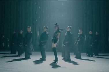 Tóc Tiên thay đổi ngoạn mục với hình tượng ngày càng sexy