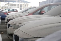 Cận cảnh lô xe BMW nằm phơi nắng, phủ bụi ở cảng Sài Gòn