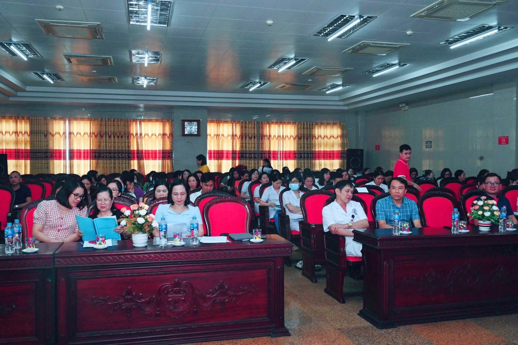 Ninh Bình đẩy mạnh kiểm soát tăng huyết áp trong cộng đồng - 2 Ninh Bình đẩy mạnh kiểm soát tăng huyết áp trong cộng đồng - 2